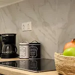 3-Bedroom Fabulous Apartment In The City Center