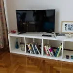 Spacious City Centre Apartment- Kalamata
