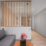 V1 Boutique Nilie Hospitality Mgmt