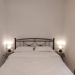 Gina'S Cozy Home