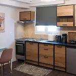 Niki Athens Suites - Urban Apartment In Athens Center