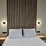Rea'S Luxury Apartments