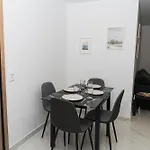 Rea Apartment