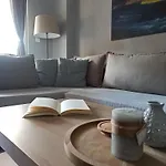 Deluxe Lodge