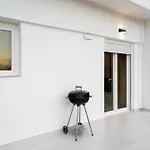 Hydra Apartment
