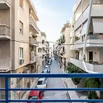 Luminous And Calm 2 Bedroom Apt 7 Minutes To Metro In Koukaki