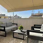 R1 Blue Paradise Private Terrace Jacuzzi