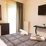 Chris & Mary Comfort Rooms Thessaloniki Center