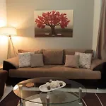 Irida Equanimity And Cozy Apartment