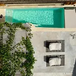 Canava Villas In Santorini