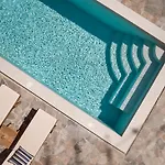 Villa Imperial Milos