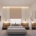 Venice Studios & Apartments