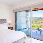 Omicron & White Villas