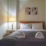Your Athenian Hideaway: Cozy Apartment In The City Center
