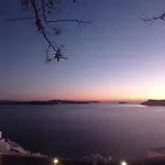Sensia Villa With Hot Tub And Caldera View