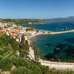 Koroni Seaview Retreats - Summer Escape Lodgings