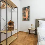 Andromar In The Heart Of Kolonaki