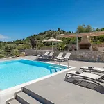 Villa Mentes
