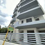 Gtrip South Suburbs Maisonette - 3132
