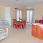 Stella'S Villa ' Spacious 80Sqm Sea View Apartment ' 50M From Beach