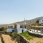 Mitato View Serifos Platis Gialos
