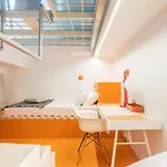 Trendy Apt Spacious Living Modern Comforts Da12