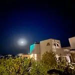 Immaculate Villa & Pool In Paros - Sleeps 10