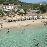 Fully Equipped Beach House At Pachia Ammos Plytra