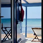 Cave Beach House Milos