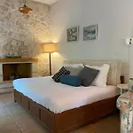 Πέτρινο Σπίτι Με Κήπο Και Θέα Στον Ελαιώνα, Katouna Home II