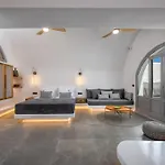 Eteoro Suites