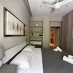 Deluxe City Apartment
