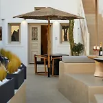 U & Me Suites