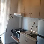 Fojo'S Central Apartment
