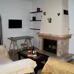 Luna Apartment, Rafina