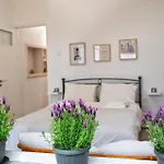 Lux Garden Apartment Near Acropolis In The Heart Of Athens