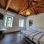 Diamoni Afroditi Two Houses For Max 6 Persons