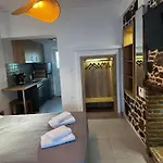 Eleni B&B