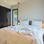 Aposperia Memorable Living