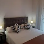 Σπιτι Ιδανικο Για 4 Ατομα Στον Αγ. Νικολαο Αττικησ