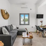 Zana'S Villas-Zenia