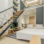 Click Memory And Loft Inn Next To Center