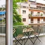 Lux Apartment In Pagrati