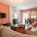 Tommy'S Family Apartment