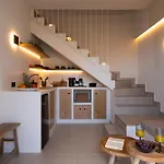 Sugarwhite Suites With Private Not Heated Pool