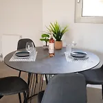 Classy And Stylish Flat Near Pagrati Region