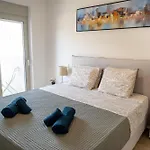 Elegant And Cozy Flat Near Pagrati Region