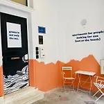 Syntagma Square: Amazing Cozy Studio - Whale