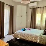 Deedees House