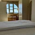 Hydroussa House